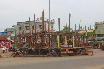 ବାରିପଦାରେ ଚାଲିଛି ରଥ ନିର୍ମାଣ